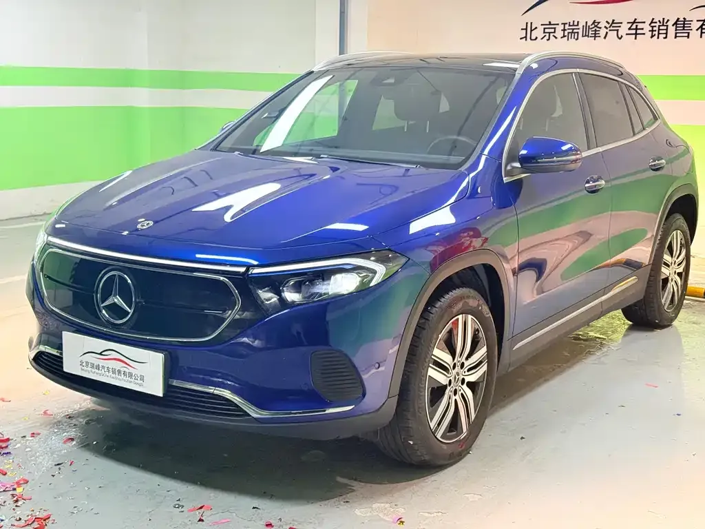 Mercedes-Benz EQA — фото 1