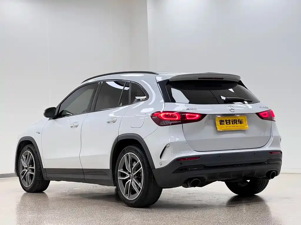 Mercedes-Benz GLA AMG — фото 5