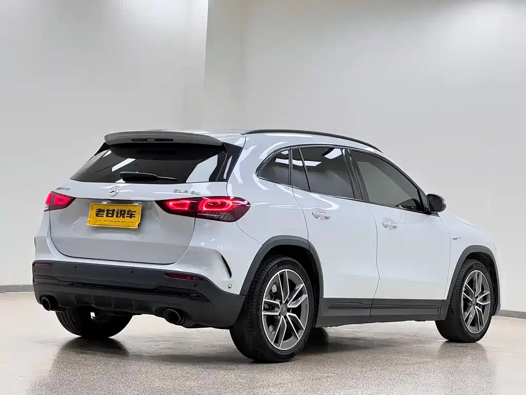 Mercedes-Benz GLA AMG — фото 8