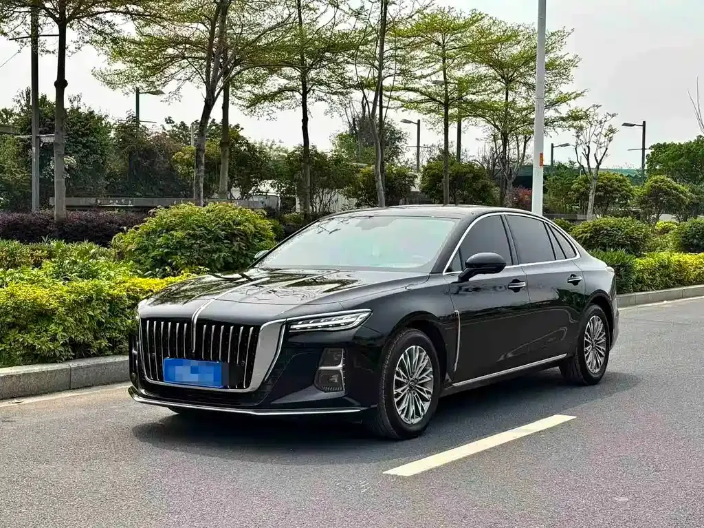 Hongqi H5 — фото 1