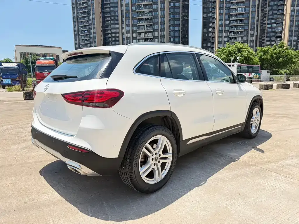 Mercedes-Benz GLA — фото 5
