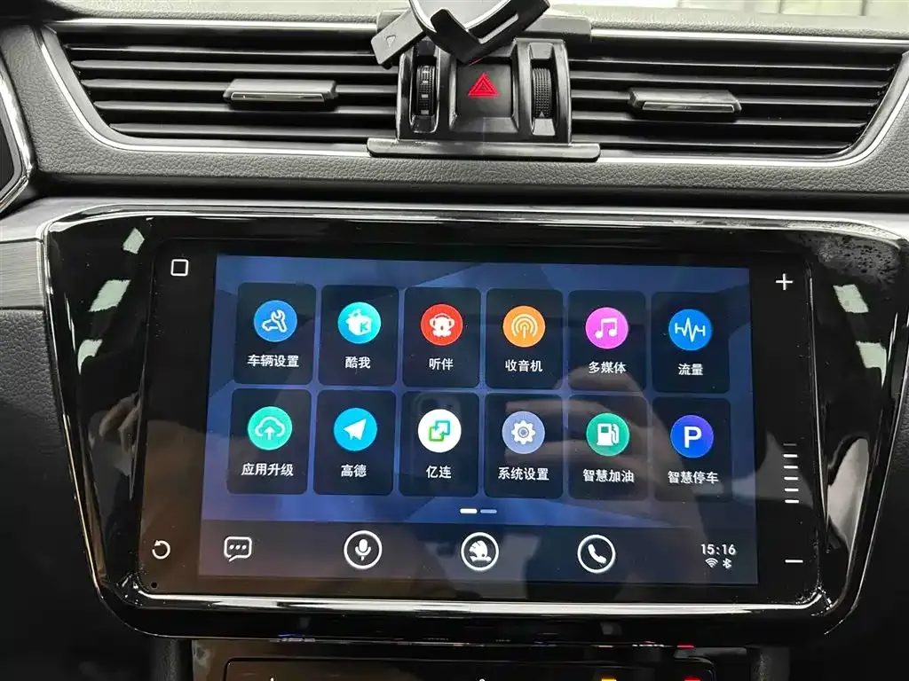 Skoda Superb — фото 3