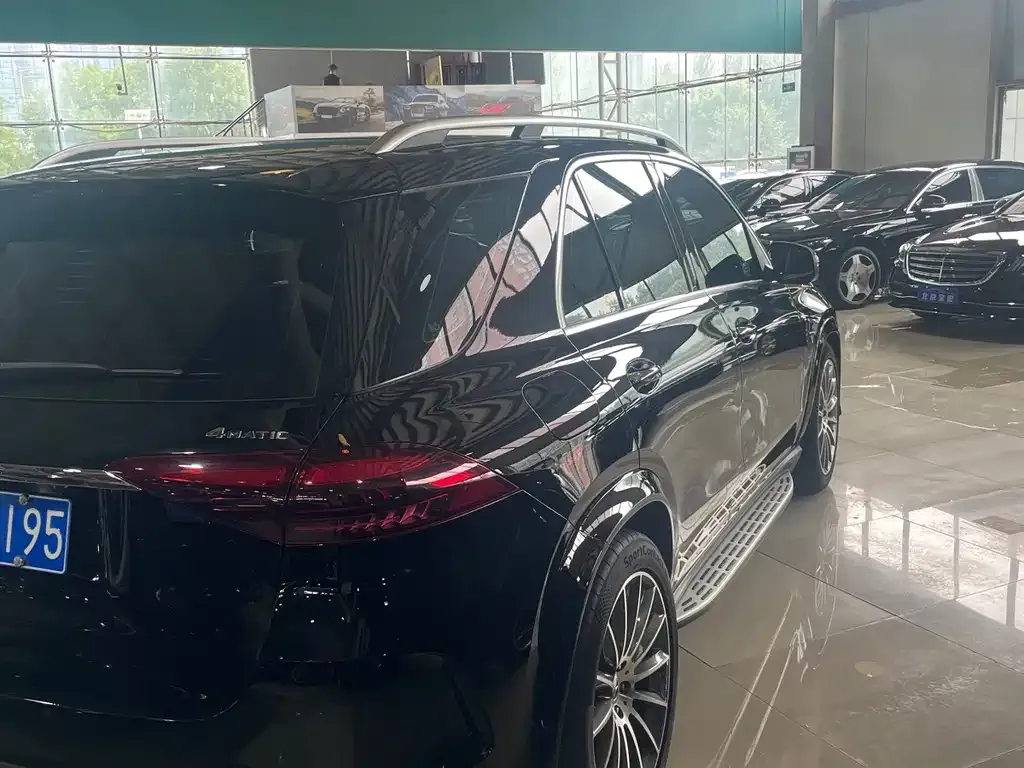 Mercedes-Benz GLE (Import) — фото 10