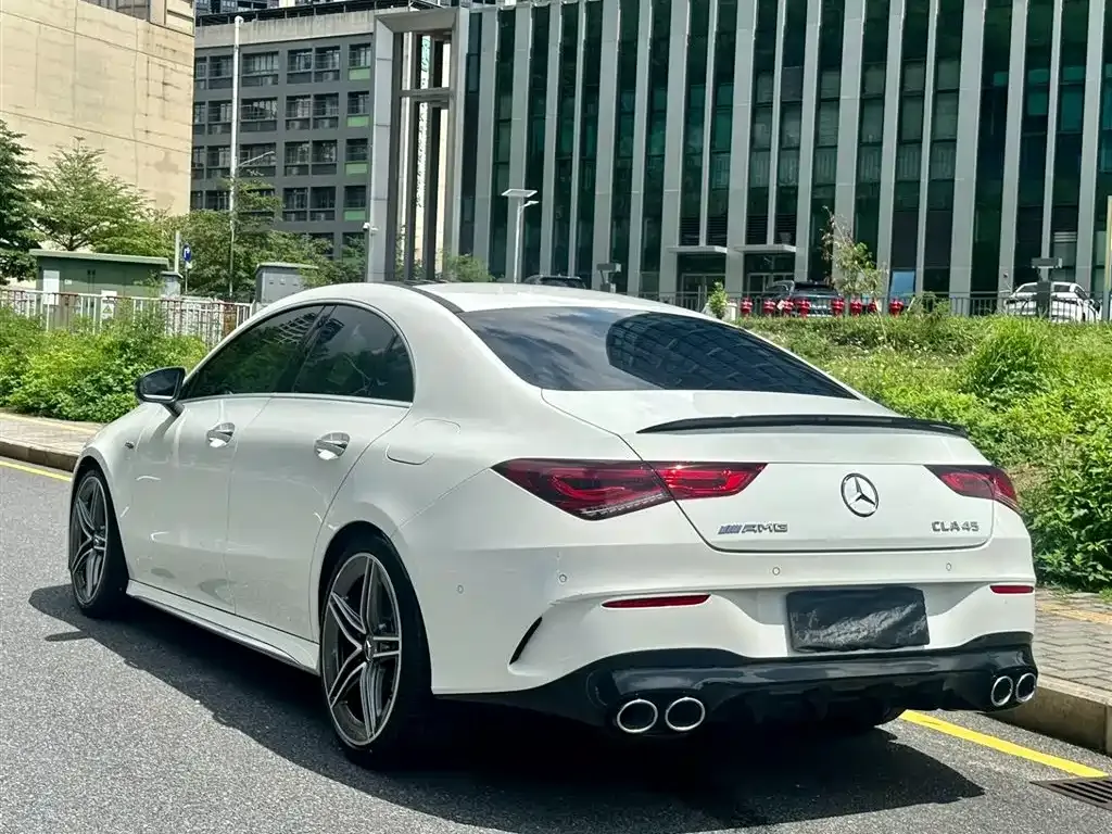 Mercedes-Benz CLA AMG — фото 10