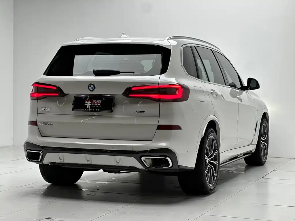 BMW X5 — фото 4