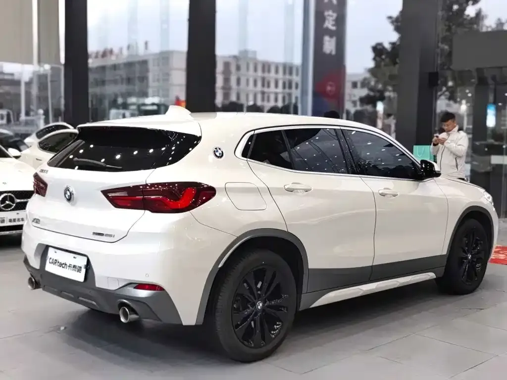 BMW X2 — фото 6