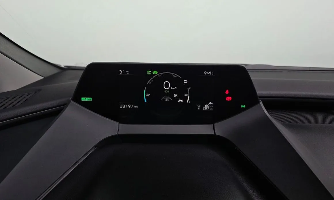Toyota Prius — фото 9