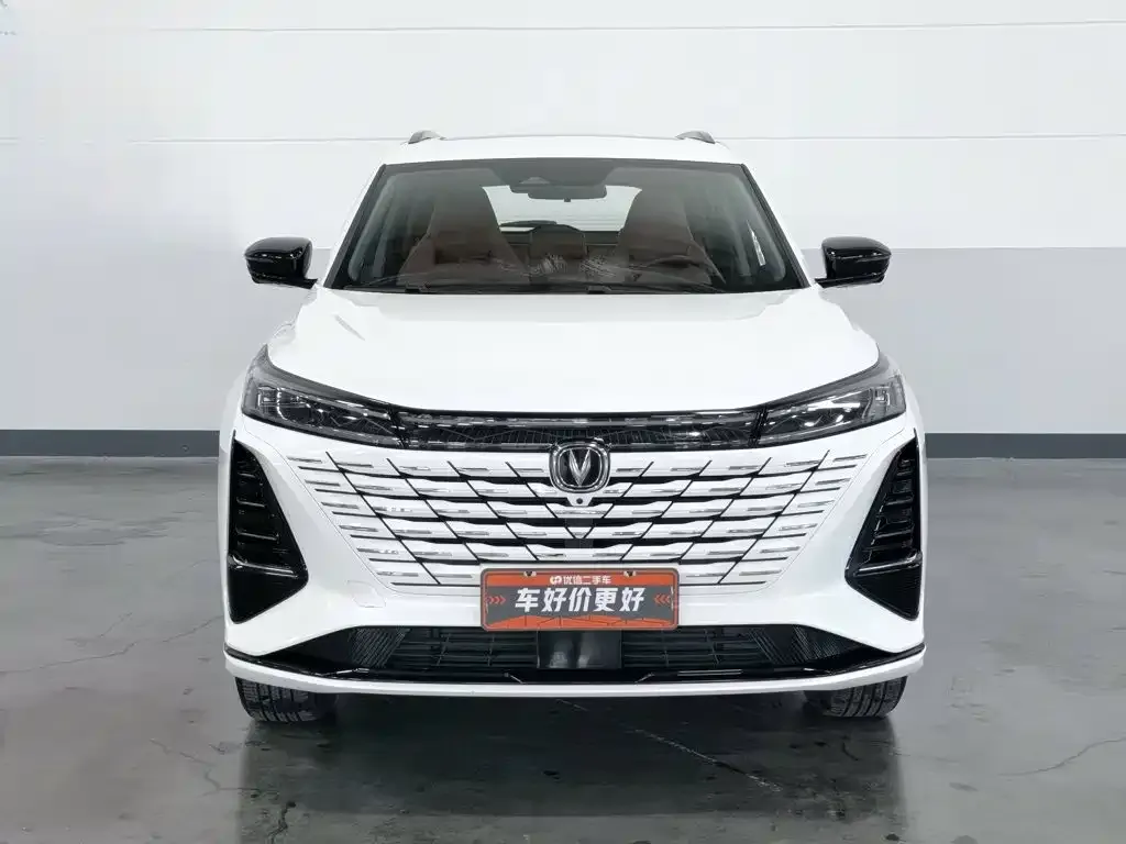 Changan CS75PLUS — фото 4