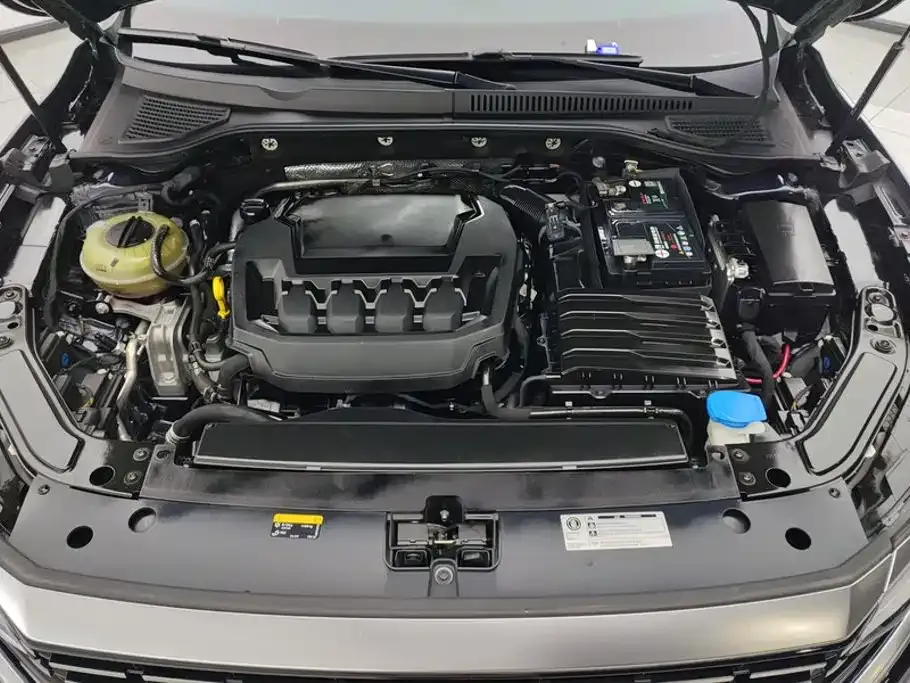 Volkswagen Passat — фото 7