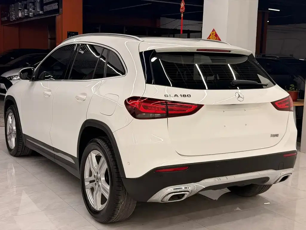 Mercedes-Benz GLA — фото 4