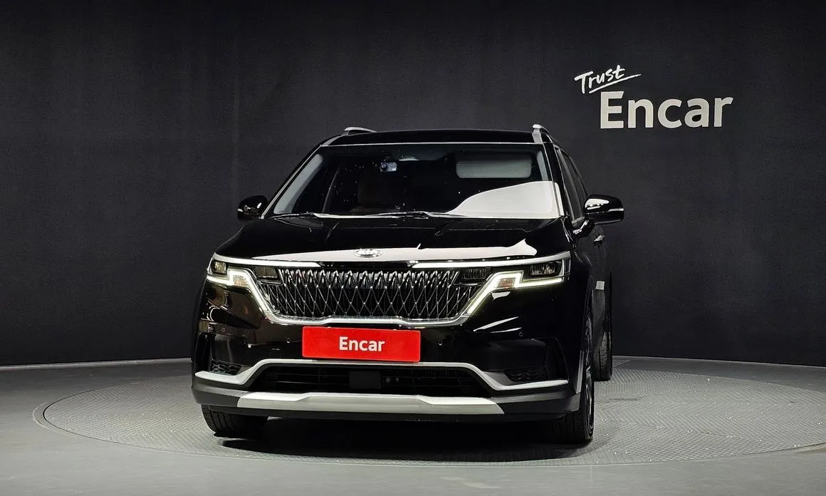 Kia Carnival — фото 8