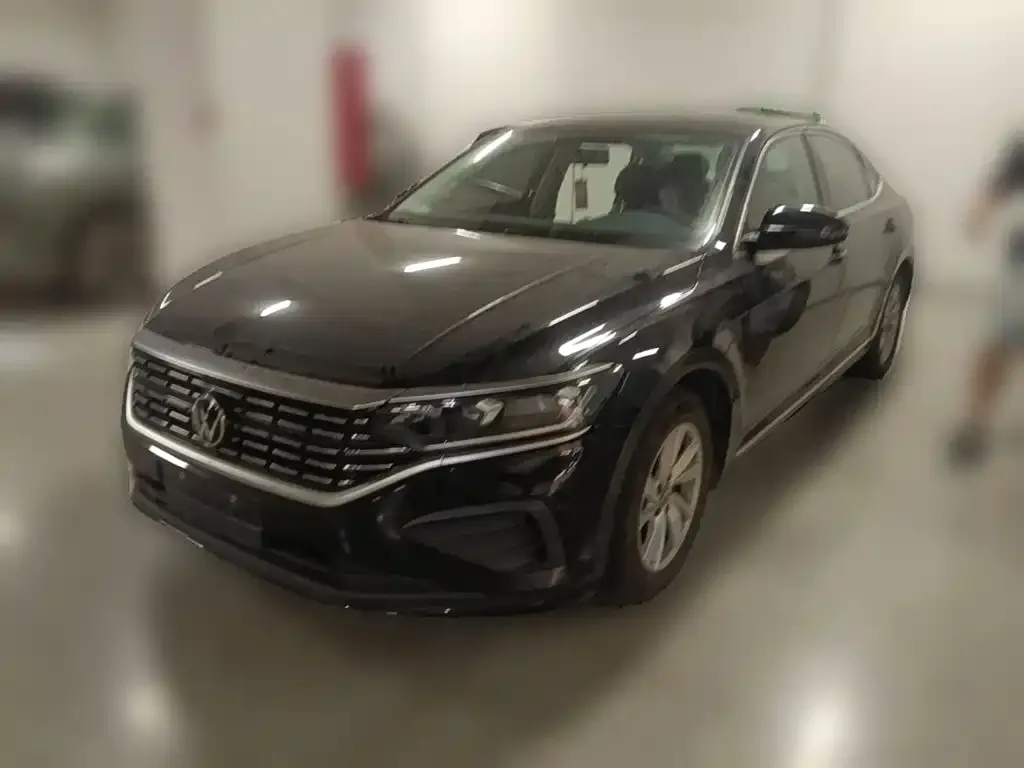 Volkswagen Passat — фото 4