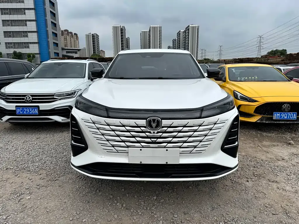Changan CS75PLUS — фото 10