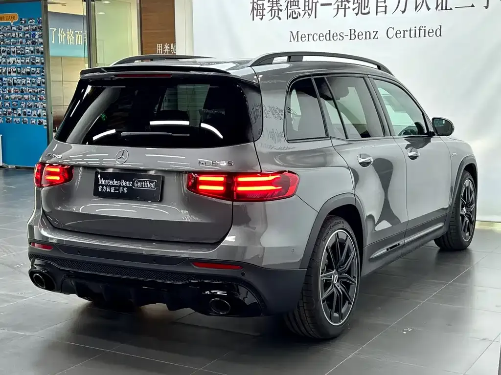 Mercedes-Benz GLB AMG — фото 5