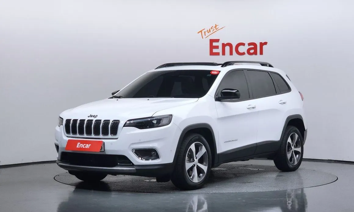 Jeep Cherokee — фото 1