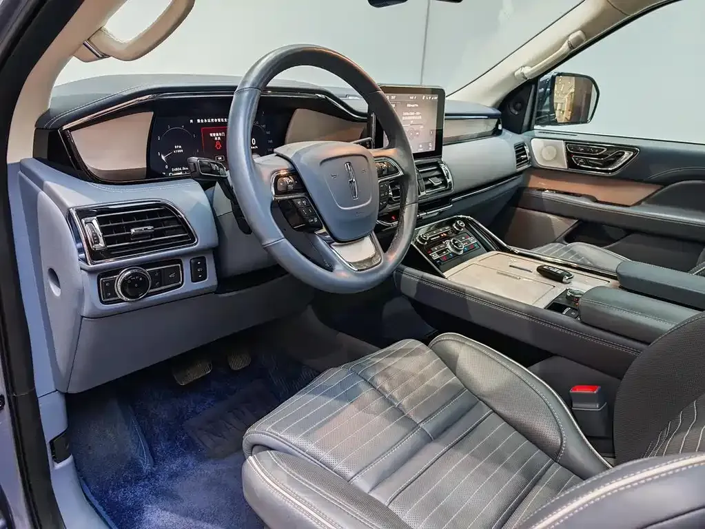Lincoln Navigator — фото 9
