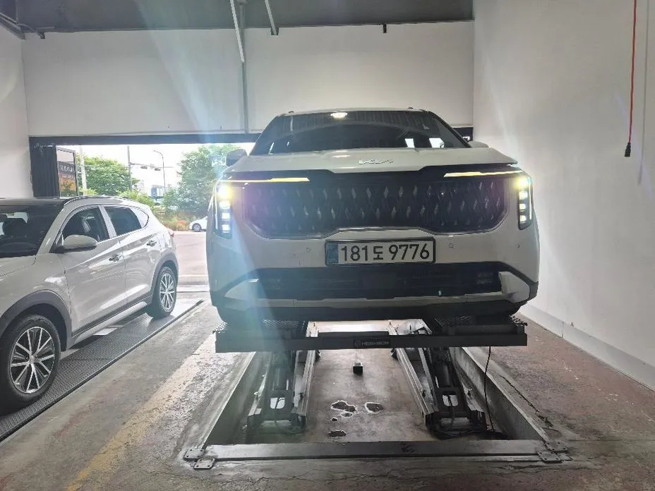 Kia Carnival — фото 1