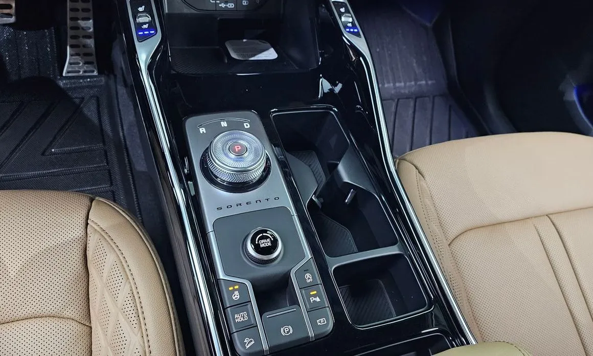 Kia Sorento — фото 9