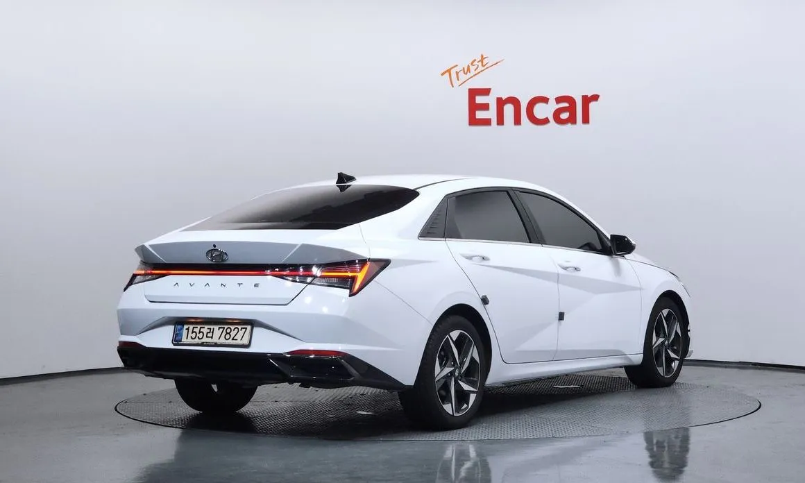 Hyundai AVANTE — фото 4