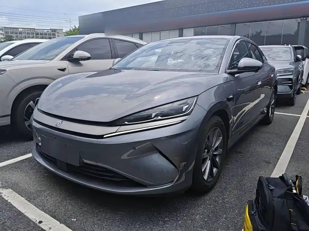 BYD Qin L — фото 3