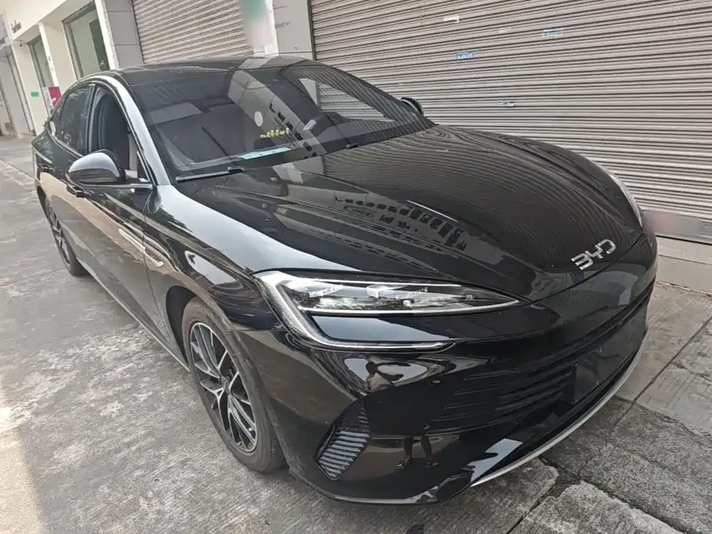 BYD Seal — фото 4