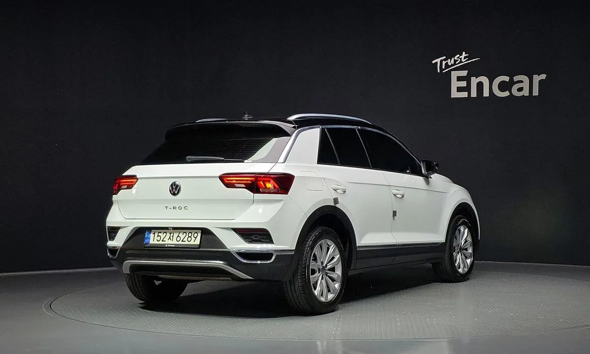 Volkswagen T-Roc — фото 2