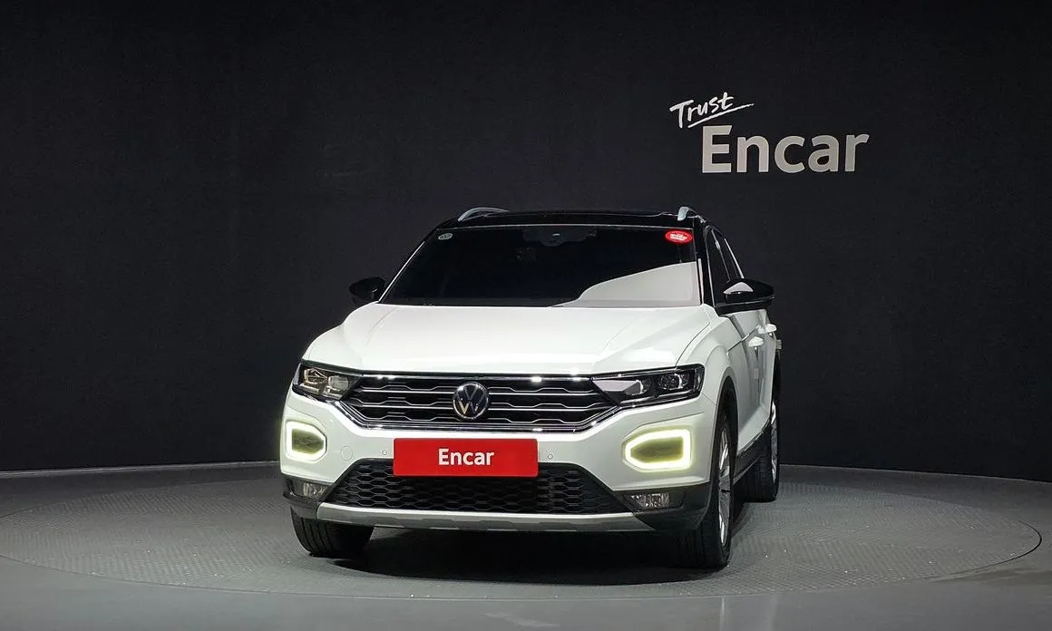 Volkswagen T-Roc — фото 7