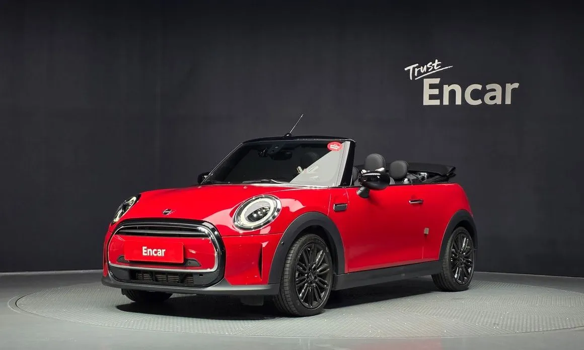Mini Cooper Convertible — фото 1