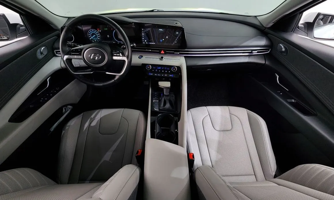 Hyundai AVANTE — фото 6