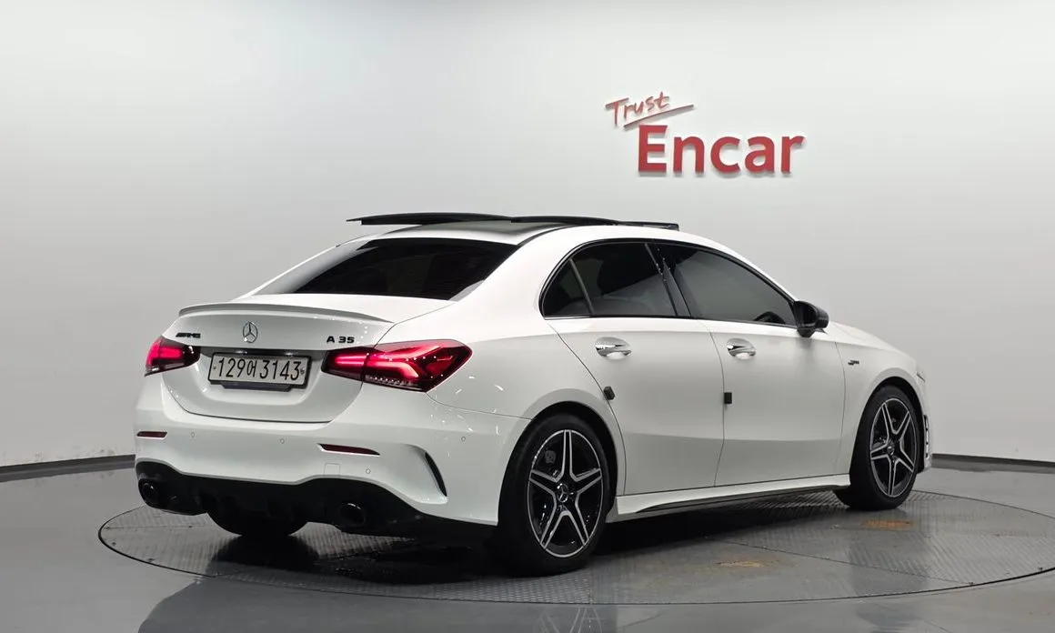 Mercedes-Benz A-Class — фото 8