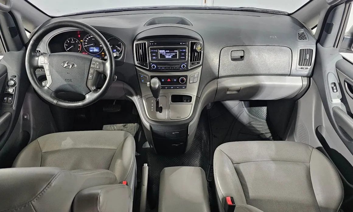 Hyundai Starex — фото 10