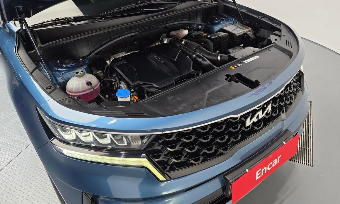 Kia Sorento — фото 9