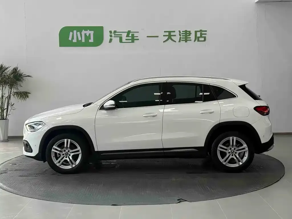 Mercedes-Benz GLA — фото 4