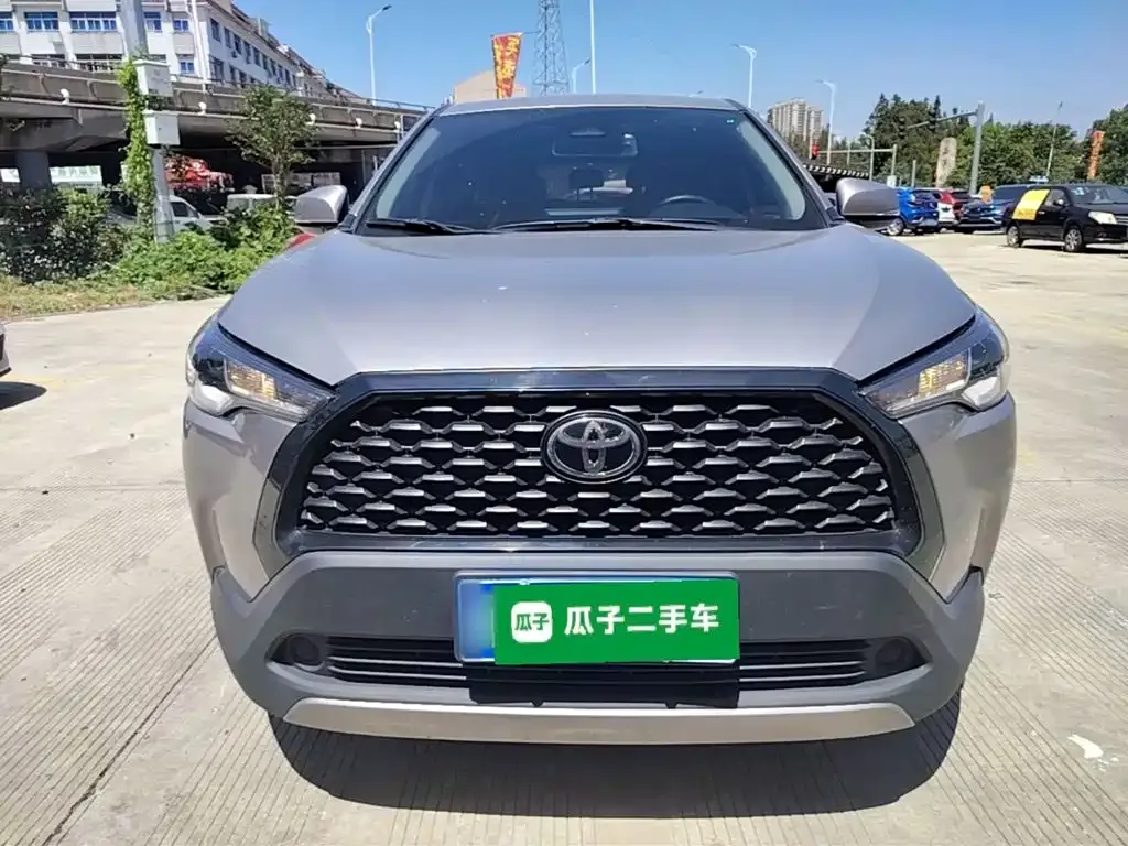 Toyota Corolla Cross — фото 2