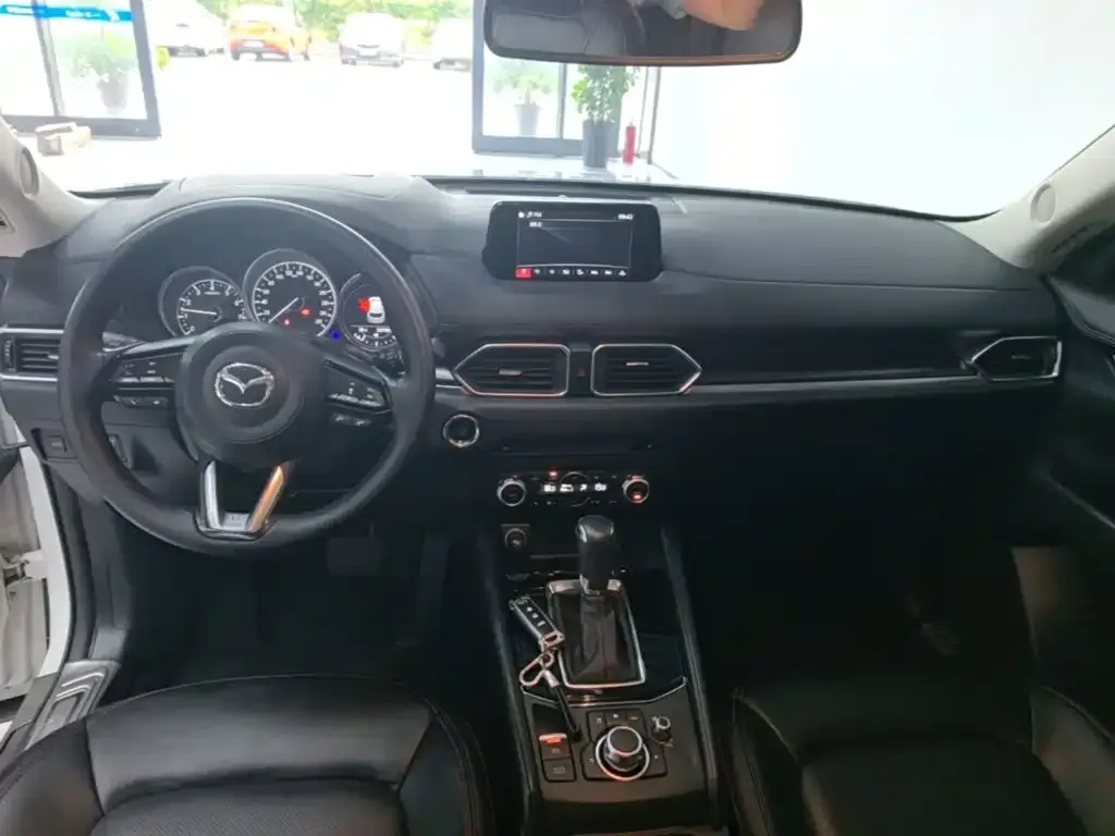Mazda CX-5 — фото 10