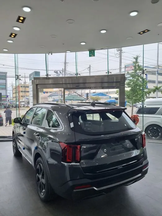 Kia Sorento — фото 4