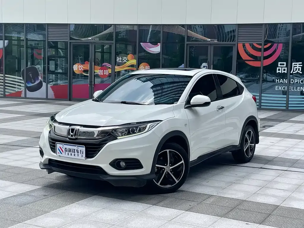 Honda Vezel — фото 1