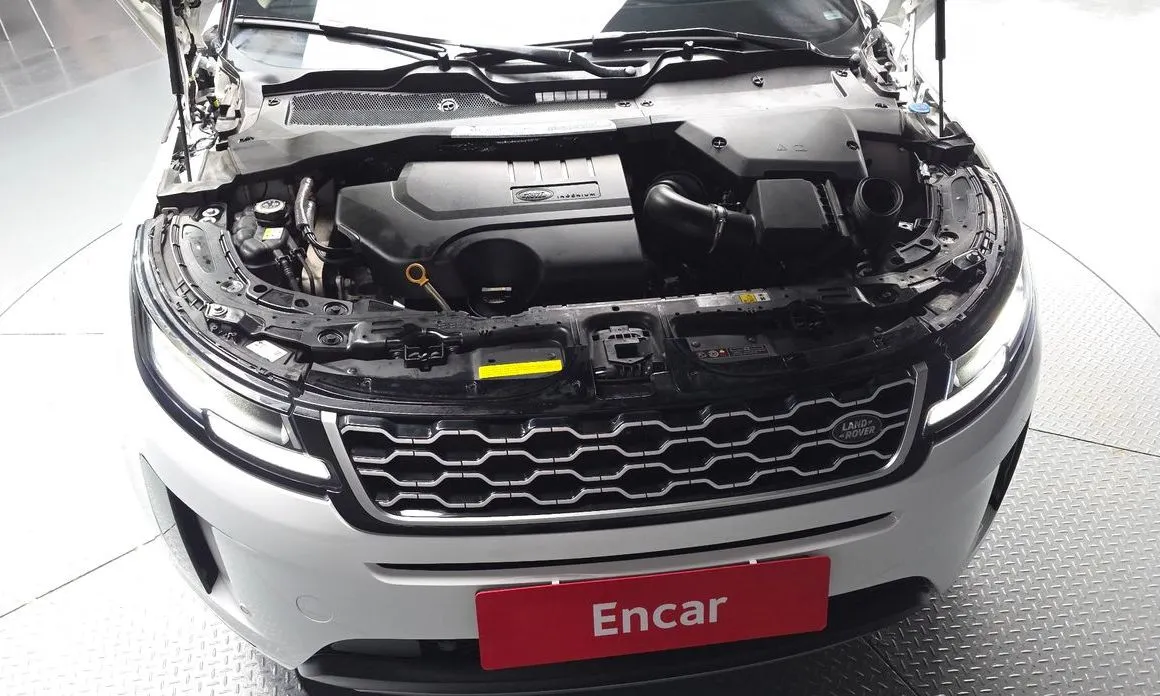 Land Rover Range Rover Evoque — фото 10