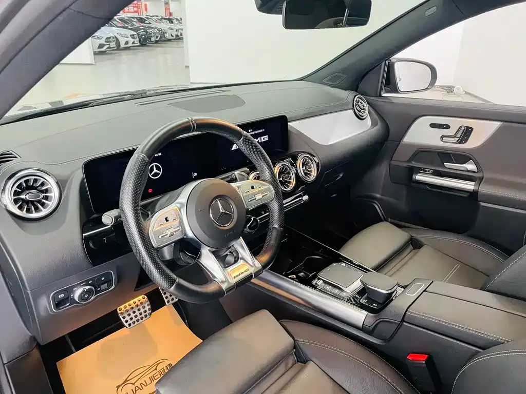Mercedes-Benz GLA AMG — фото 4