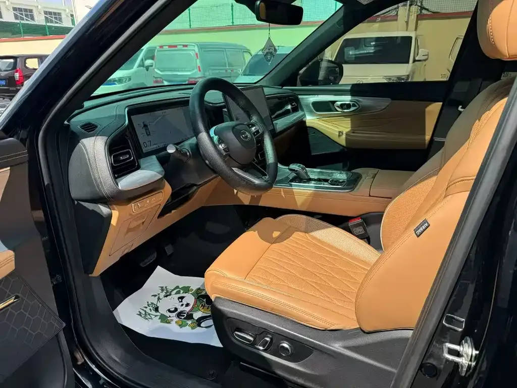 GAC Motor Trumpchi GS8 — фото 3