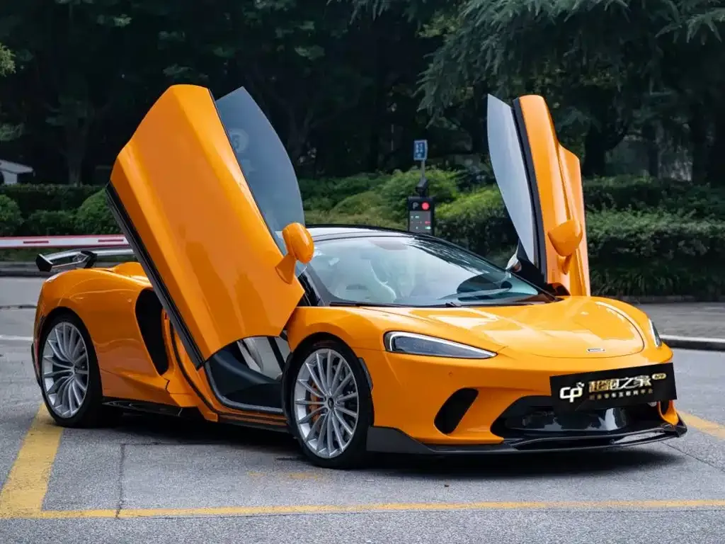 McLaren GT — фото 8