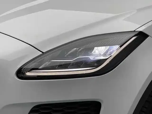 Jaguar E-PACE — фото 4