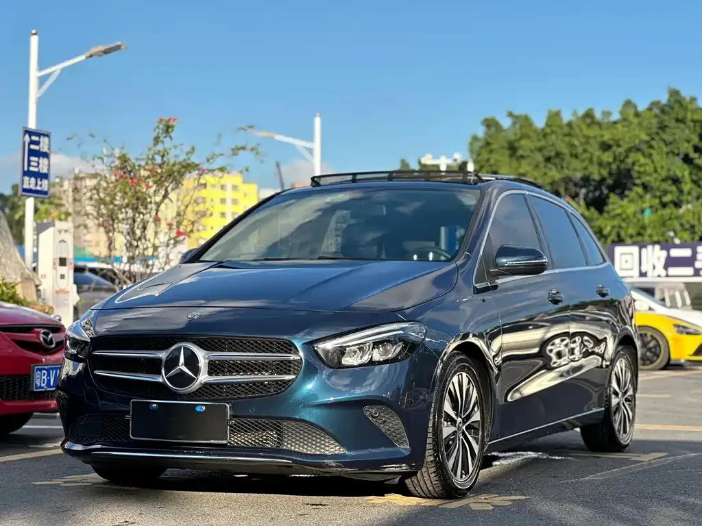 Mercedes-Benz B-Class — фото 1