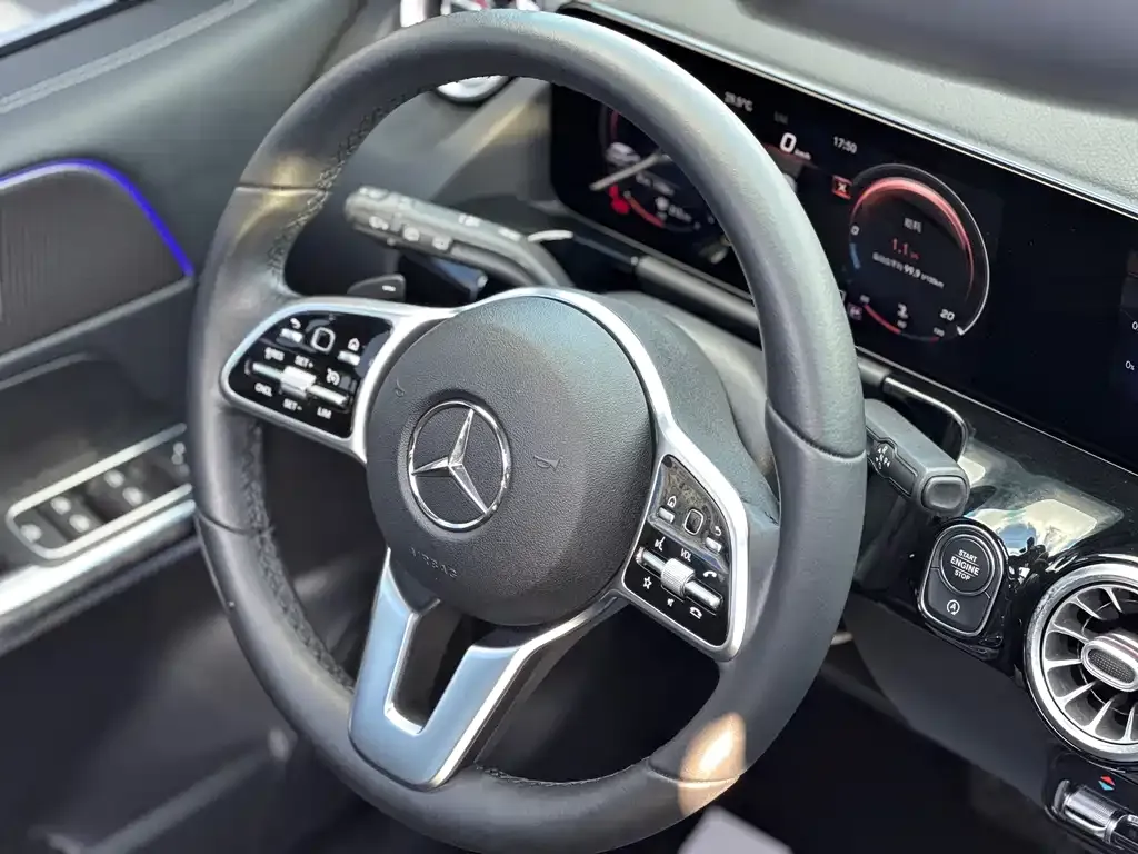 Mercedes-Benz B-Class — фото 8