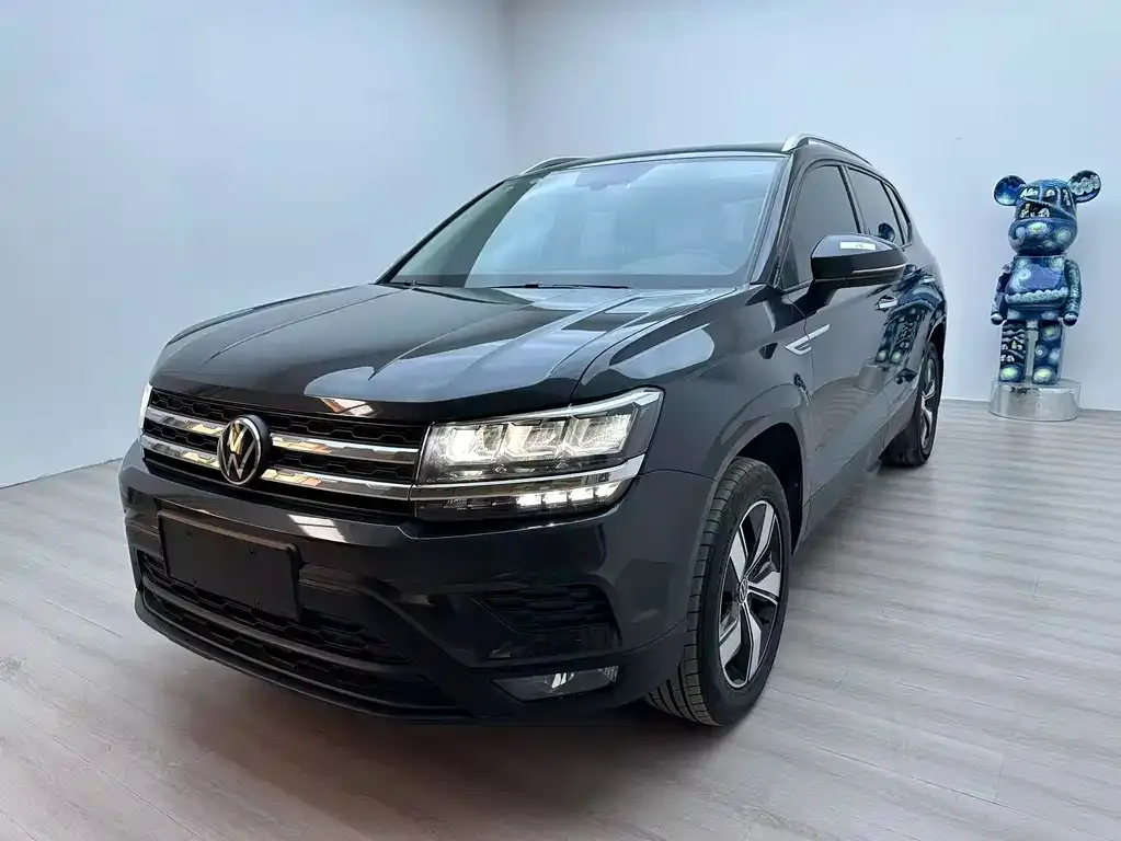 Volkswagen Tharu — фото 1