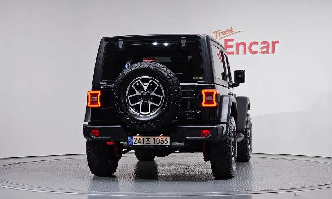 Jeep Wrangler — фото 5