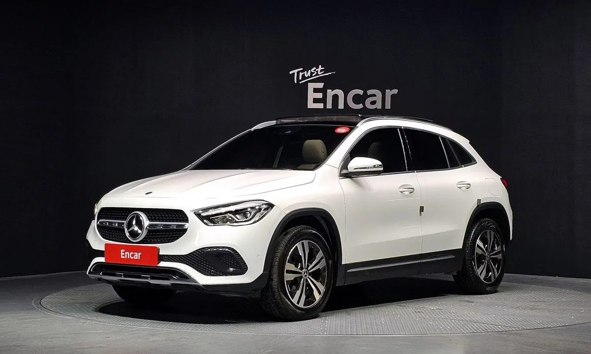 Mercedes-Benz GLA-Class — фото 1