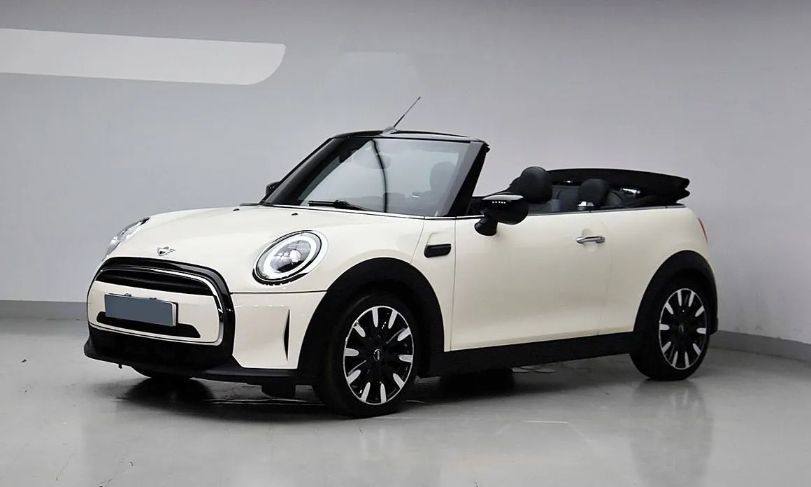 Mini Cooper Convertible — фото 1