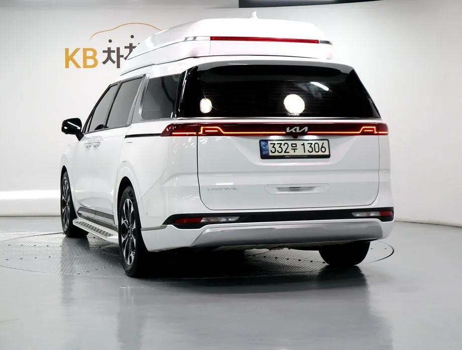 Kia Carnival — фото 9