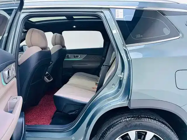Chery Tiggo 8 PLUS — фото 8